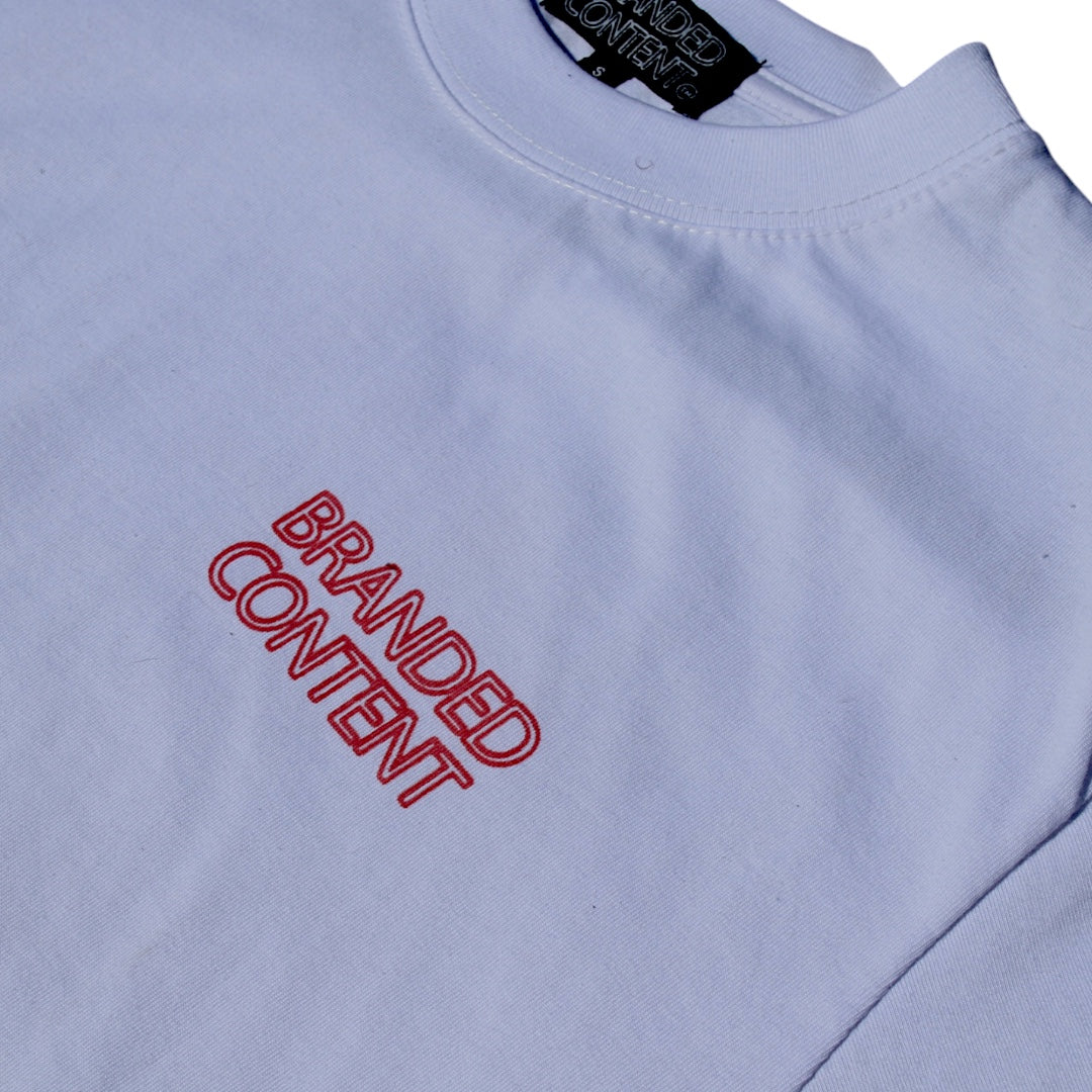 Sunlight-Reveal Chameleon Tee (Magenta-Blue-Orange)